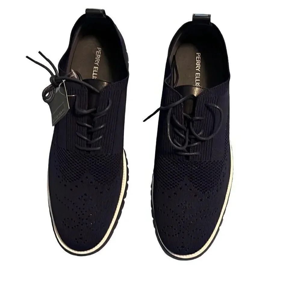 Perry Ellis LIGHTWEIGHT wingtip navy shoes for men. Size 11